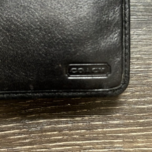 Coach leather wallet - Picture 12 of 17